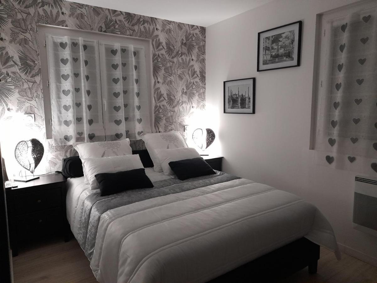 Les Pieds Dans L'Eau Apartment Sainte-Marie-la-Mer Ngoại thất bức ảnh